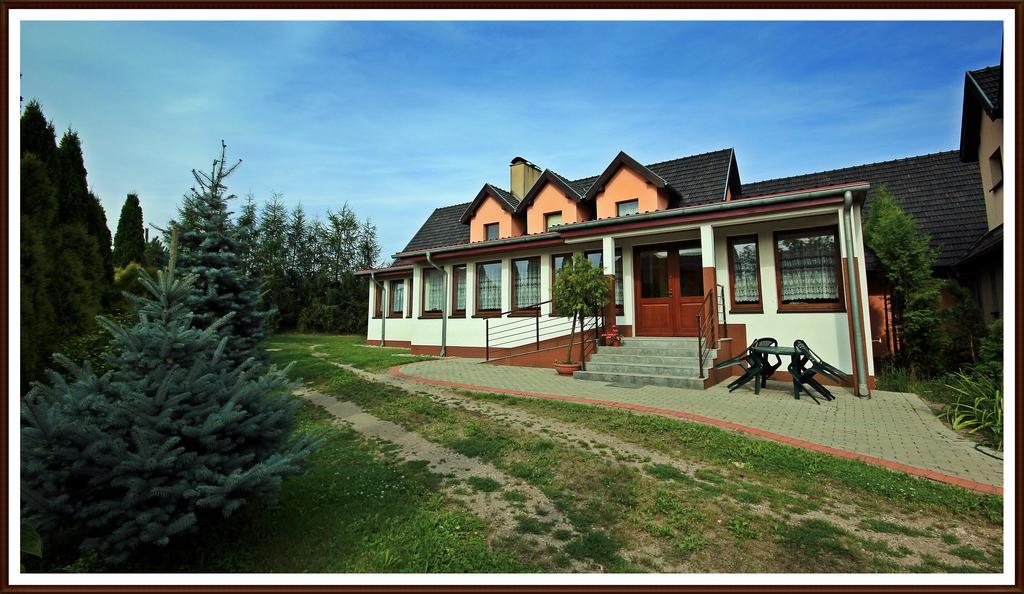 Dworek Jana Bed & Breakfast Bierdzany Exterior photo