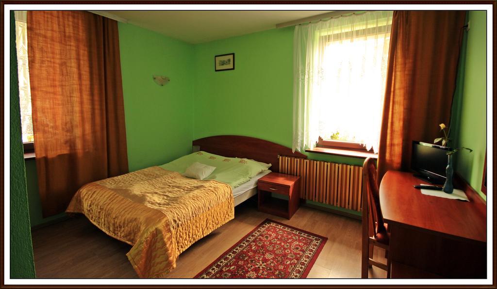 Dworek Jana Bed & Breakfast Bierdzany Room photo